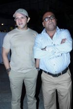 Amol Shetge, Imran Khan at Love Recipe music launch in Mumbai on 9th May 2012 JPG (27).JPG